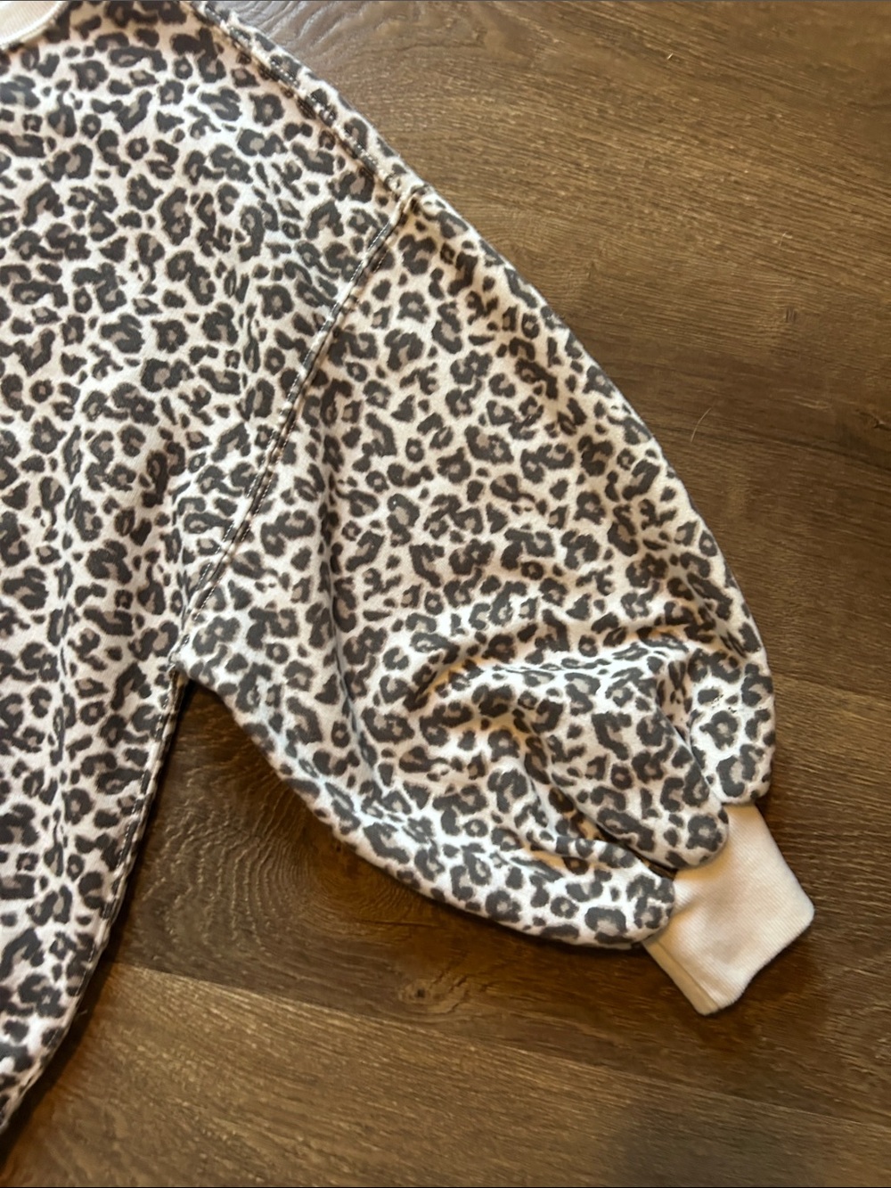 Abercrombie & Fitch Leopard Print Pullover - Cream & Brown - Picture 3 of 8